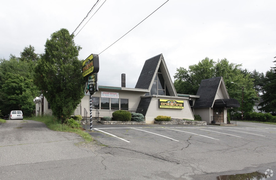 More Photos Of 360 Watertown Rd, Thomaston Restaurant For Sale