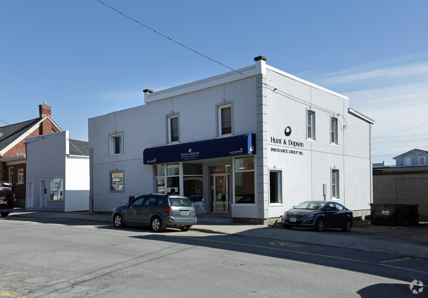 Primary Photo Of 1 William St E, Smiths Falls Office For Sale