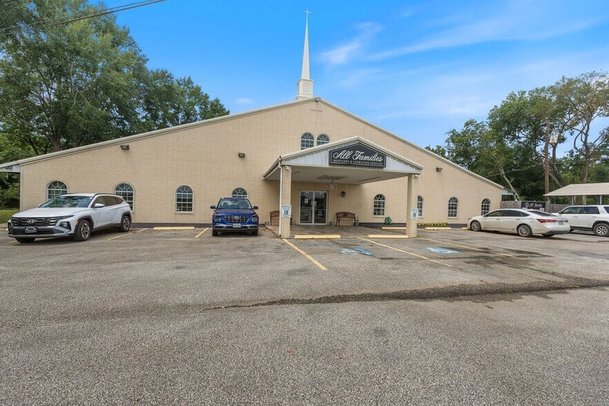 More Photos Of 8166 S US Highway 59, Diboll Religious Facility For Sale