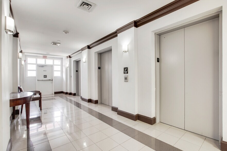 More Photos Of 2121 SW 3rd Ave, Miami Office For Lease