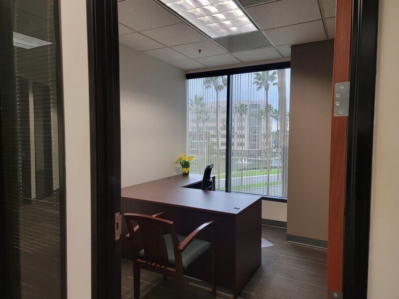 More Photos Of 3281 E Guasti Rd, Ontario Unknown For Lease