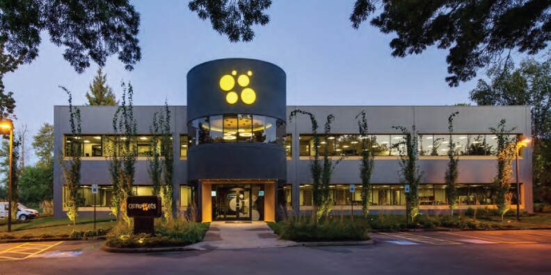 More Photos Of 1550 Valley River Dr, Eugene Office For Lease