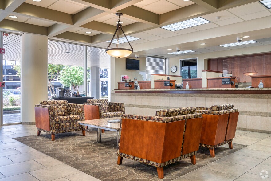 More Photos Of 397 N Sam Houston Pky E, Houston Office For Lease