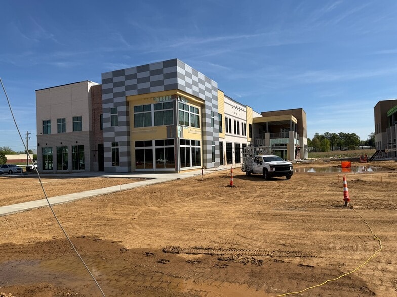 More Photos Of 0 Snowden Ln, Southaven Unknown For Lease