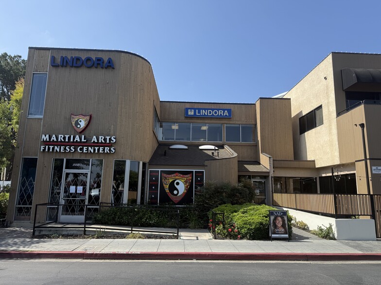 More Photos Of 5512-5518 Britton Dr, Long Beach Office For Lease