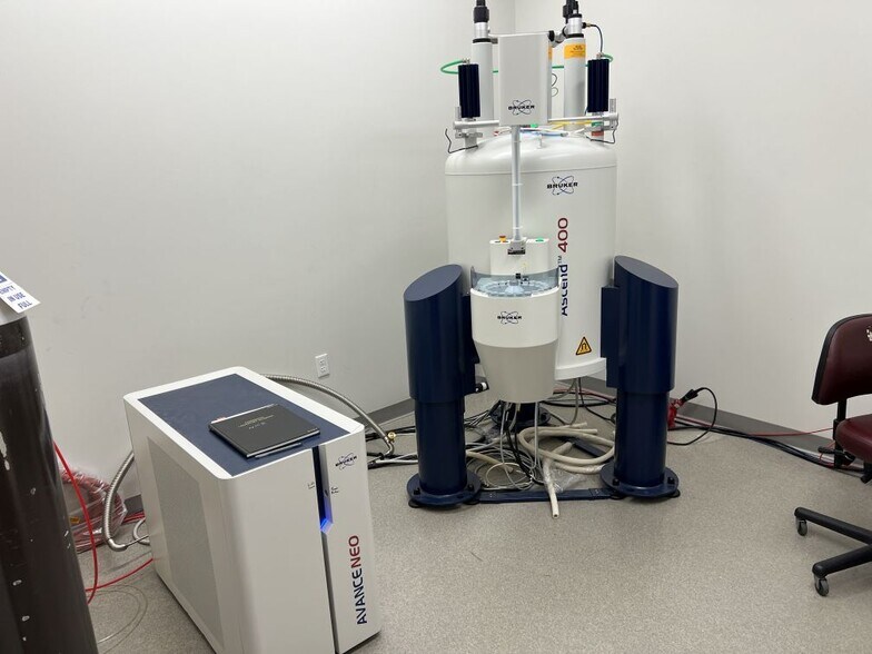 More Photos Of 21 Business Park Dr, Branford Research And Development For Lease