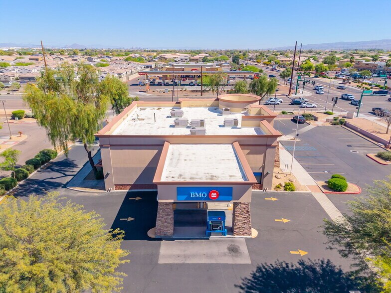 More Photos Of 7510 W Lower Buckeye Rd, Phoenix Freestanding For Lease