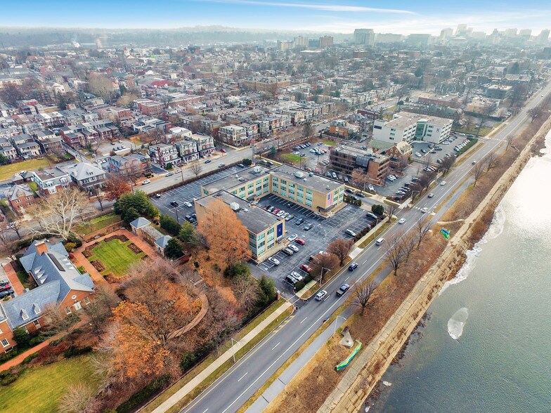 More Photos Of 2001 N Front St, Harrisburg Office For Lease