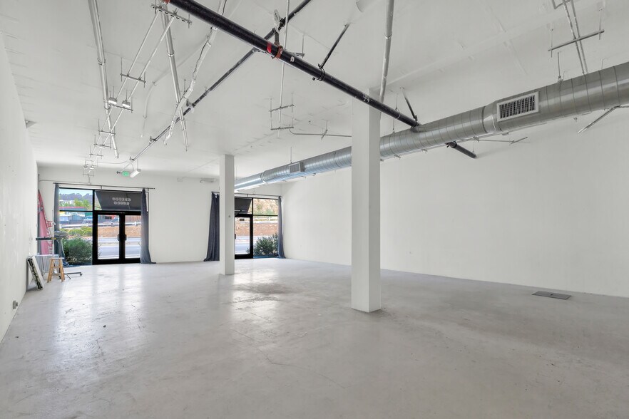 More Photos Of 4671-4681 Huntington Dr S, Los Angeles Storefront Retail Office For Lease