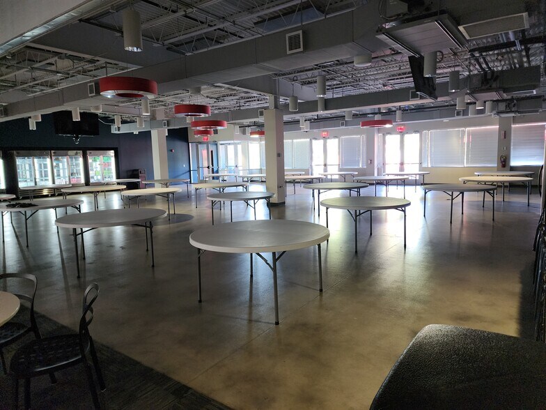 More Photos Of 308 Mallory Station Rd, Franklin Office For Sale