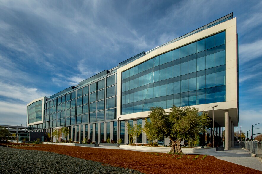 More Photos Of 3155 Olsen Dr, San Jose Office For Lease