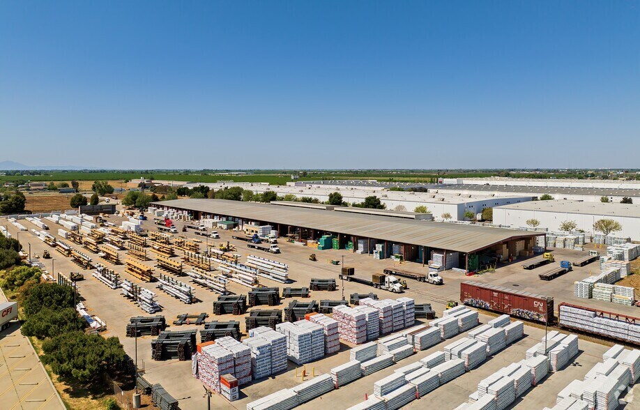 More Photos Of 12030 S Harlan Rd, Lathrop Warehouse For Sale