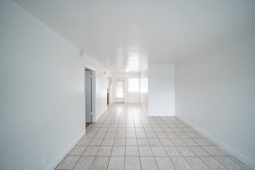 More Photos Of 1241-1251 W River Dr, Margate Apartments For Sale