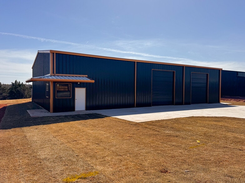 Primary Photo Of 551 Koloa Ave, Edmond Warehouse For Sale