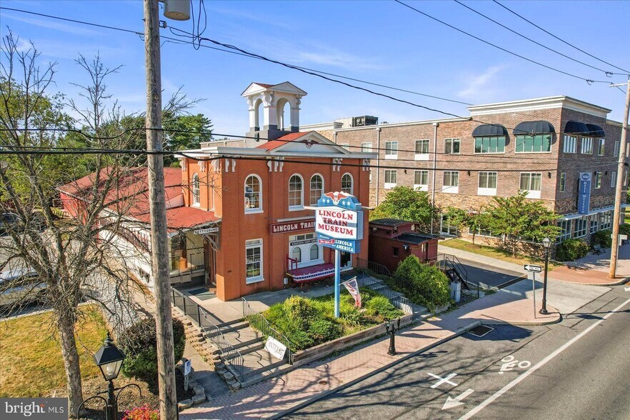 More Photos Of 425 Steinwehr Ave, Gettysburg Storefront Retail Office For Sale