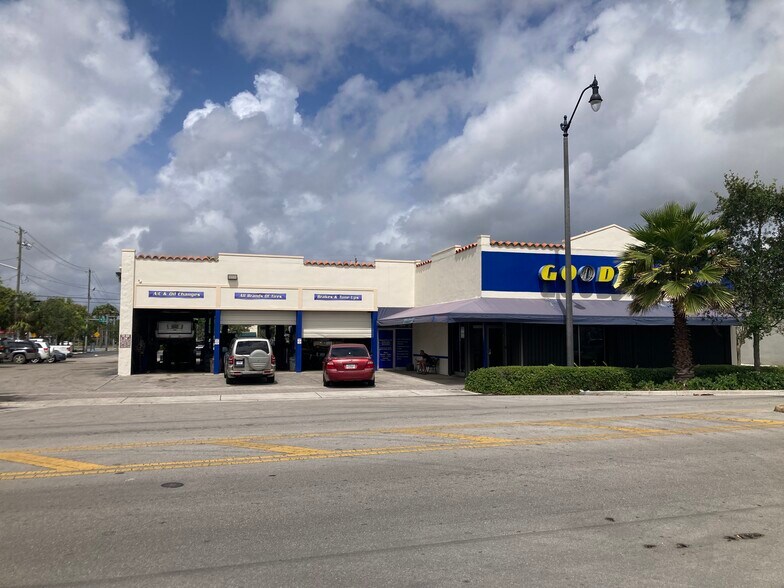 More Photos Of 406 Washington Ave, Homestead Auto Repair For Sale