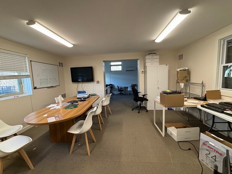 More Photos Of 30 Charles St, Needham Flex For Lease