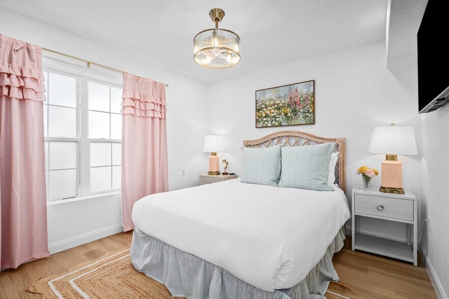 More Photos Of , Houston Multifamily For Sale