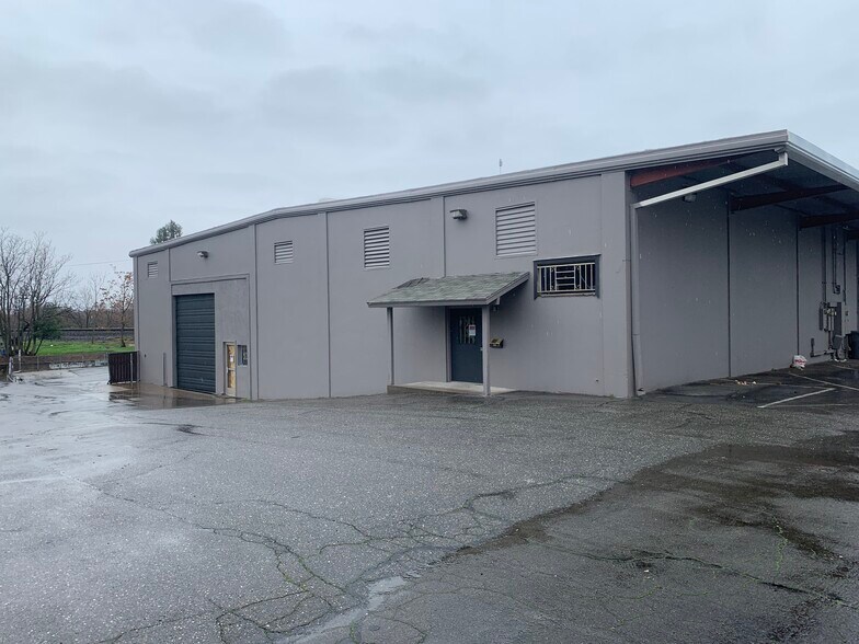Primary Photo Of 1950 Kitrick Ave, Oroville Warehouse For Sale