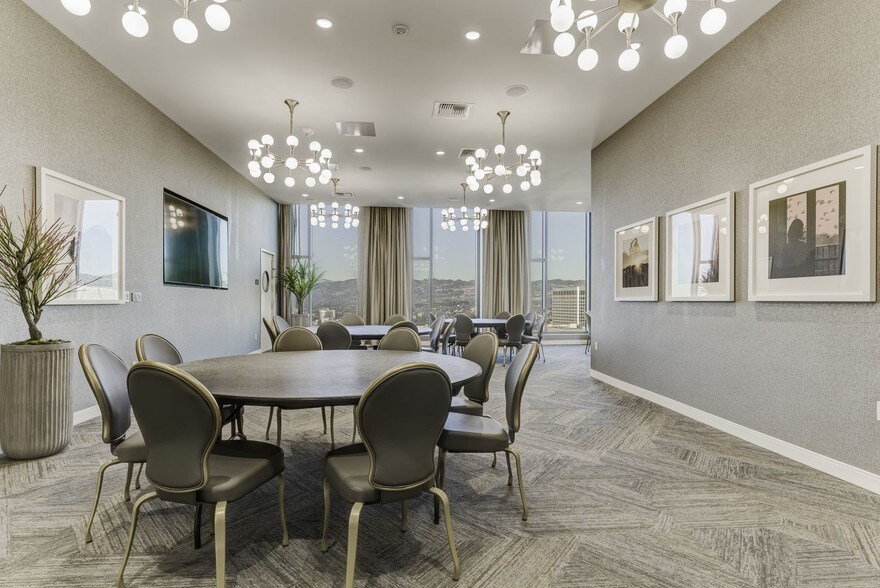 More Photos Of 1640 Broadway, Oakland Apartments For Lease