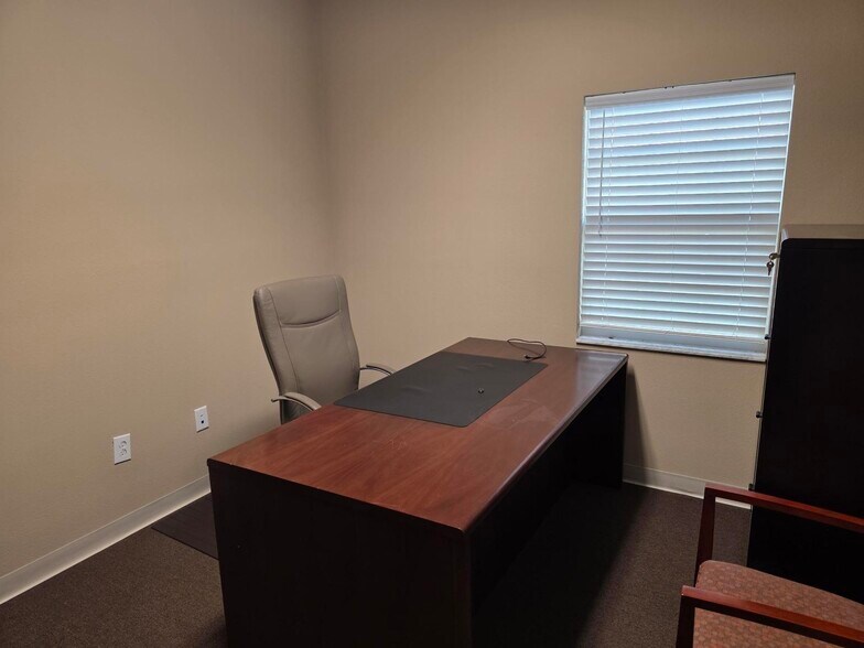 More Photos Of 20545-20547 Amberfield Dr, Land O' Lakes Office For Lease
