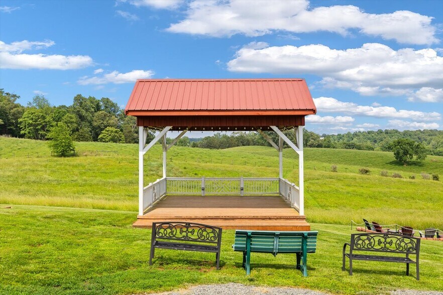 More Photos Of 1830 Thrift Rd, Madison Winery Vineyard For Sale