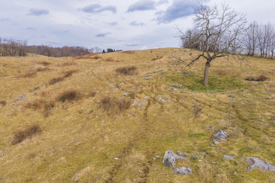 More Photos Of 230 Barn Ave, North Tazewell Land For Sale