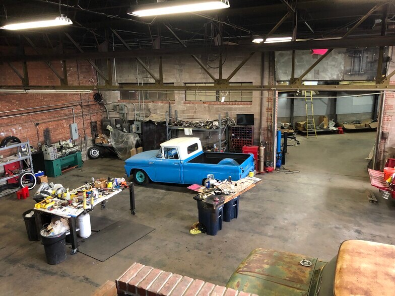 More Photos Of 1727 S Agnew Ave, Oklahoma City Service For Lease