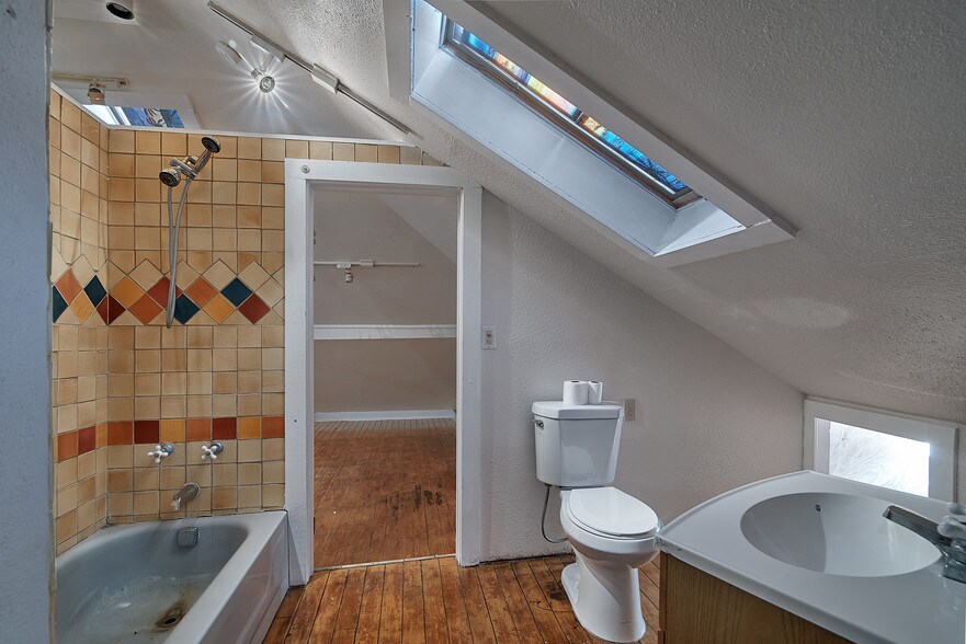 More Photos Of 1008 S Rock St, Georgetown Office Residential For Sale