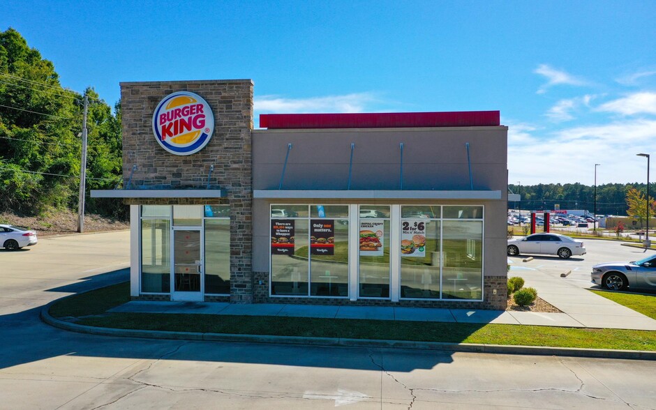 Primary Photo Of 14860 W Main St, Louisville Fast Food For Sale