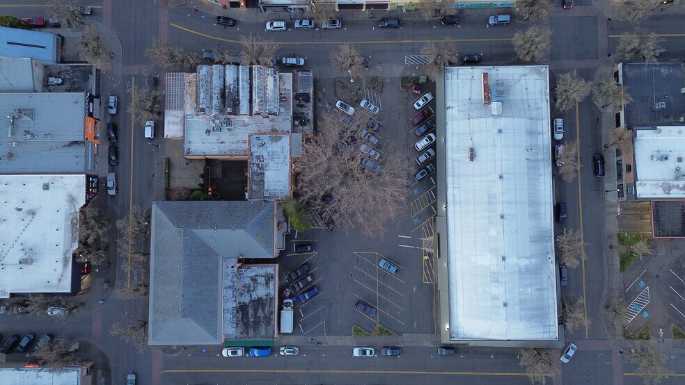 More Photos Of 211 NE Roberts Ave, Gresham Freestanding For Sale