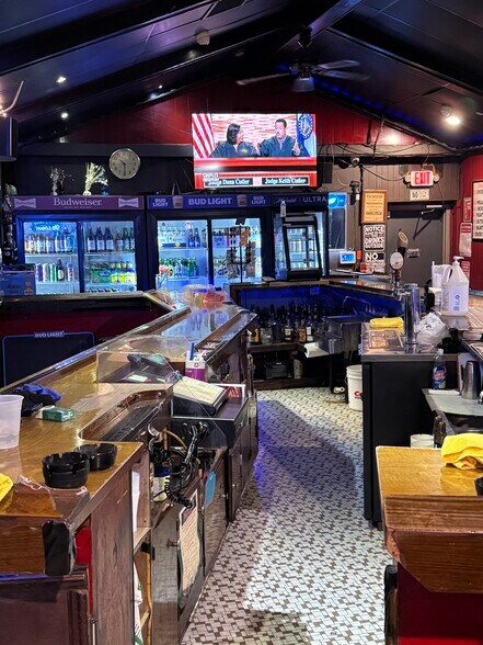 More Photos Of 5007 Frankford Ave, Philadelphia Storefront Retail Residential For Sale