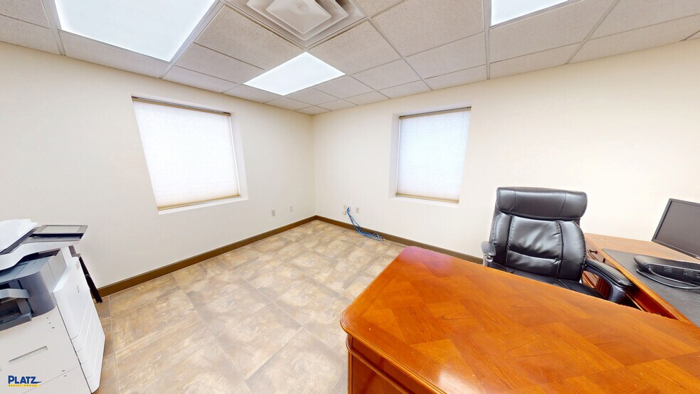 More Photos Of 1370 Wardingley Ave, Columbiana Warehouse For Lease