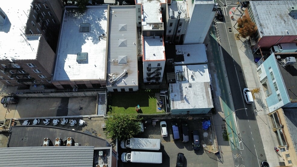 More Photos Of 3939 Crescent St, Long Island City Land For Sale