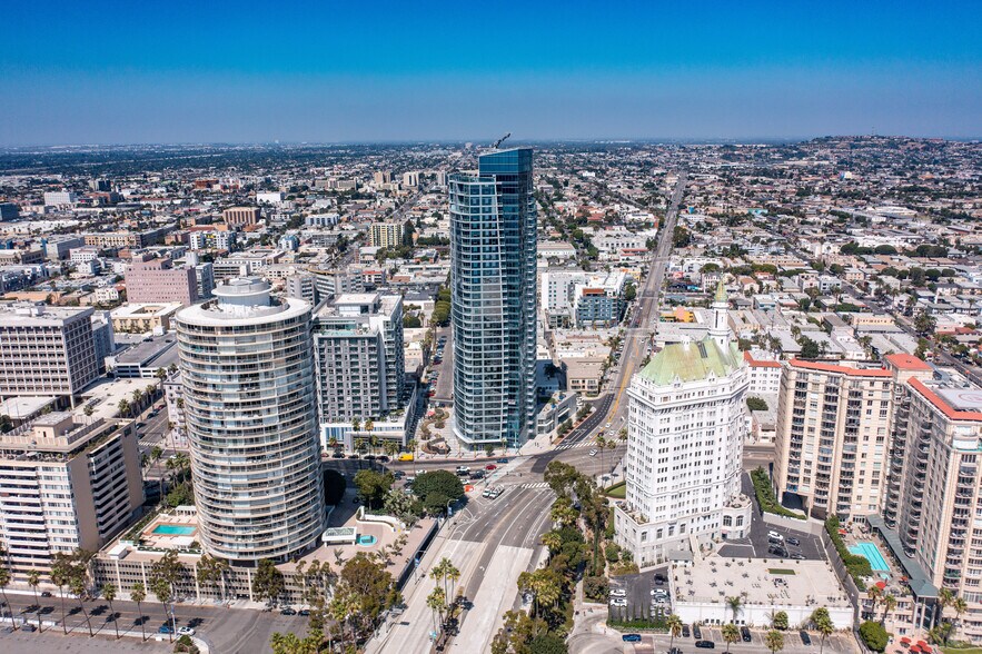 More Photos Of 777 E Ocean Blvd, Long Beach Apartments For Lease