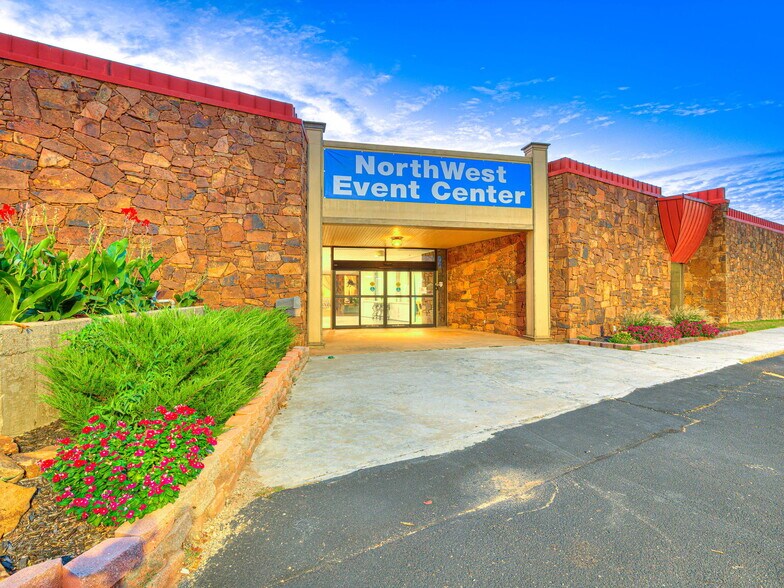 Primary Photo Of 6009 NW Expressway St, Oklahoma City Specialty For Sale