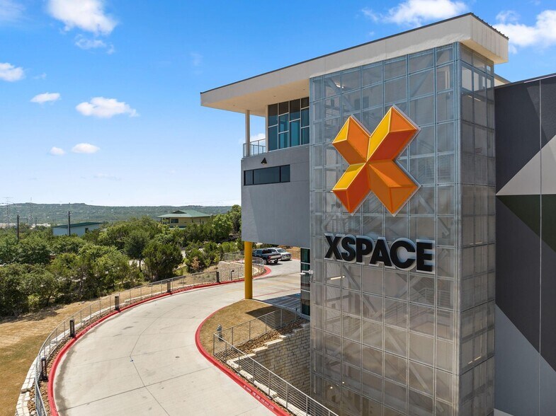 More Photos Of 4229 N FM 620 Hwy, Austin Showroom For Sale