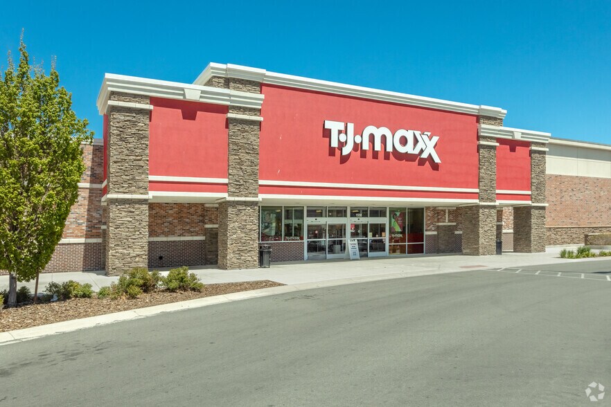 More Photos Of 1310 Scheels Dr, Sparks Unknown For Lease