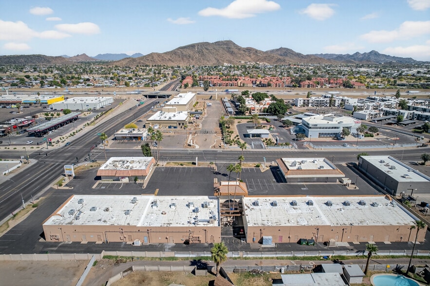 More Photos Of 11846 N 28th Dr, Phoenix Freestanding For Sale