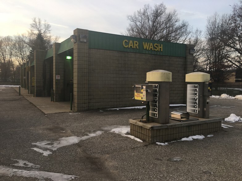 More Photos Of 1671 E River Rd, Muskegon Carwash For Sale