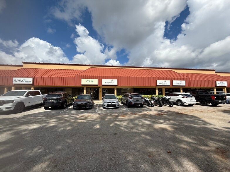 More Photos Of 4152-4230 Blue Heron Blvd W, Riviera Beach Medical For Sale