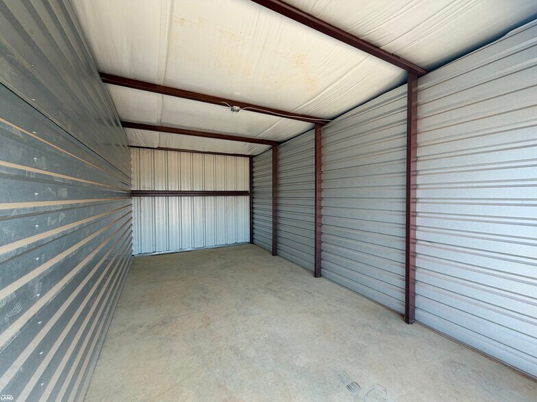 More Photos Of 40 W State Highway 92, Newton Refrigeration Cold Storage For Sale