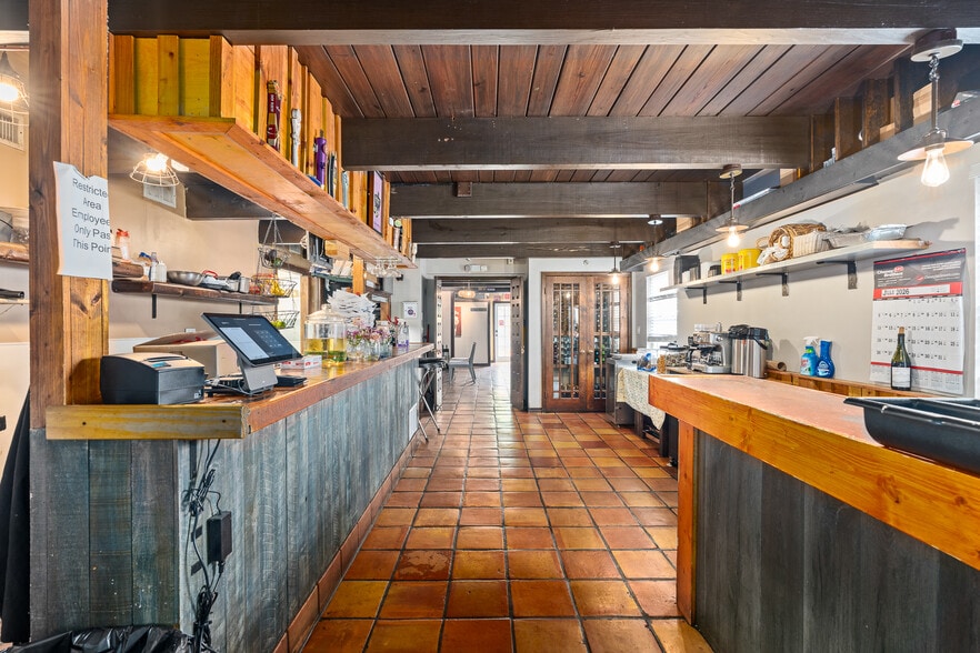 More Photos Of 22 Hypolita St, Saint Augustine Restaurant For Sale