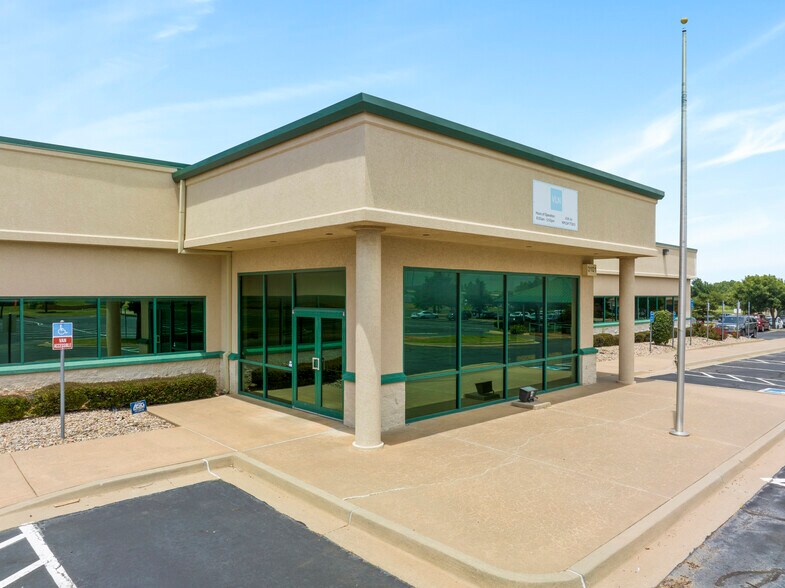 More Photos Of 3101 Technology Dr, Edmond Office For Lease
