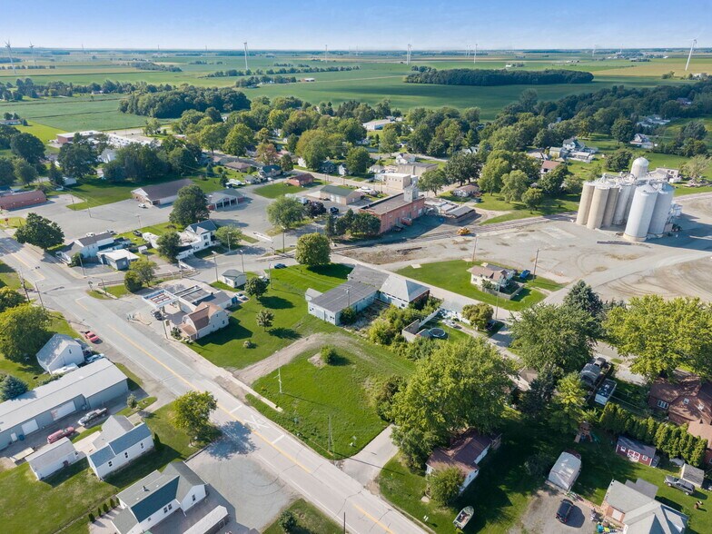 More Photos Of 4225 East St, Akron Office For Sale