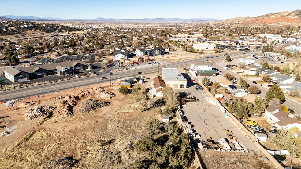 More Photos Of 1157 S Main St, Cedar City Auto Repair For Sale