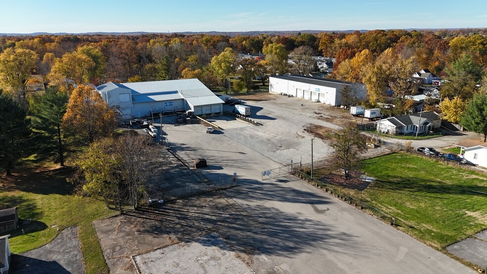 More Photos Of 2404 U St, Bedford Industrial For Sale