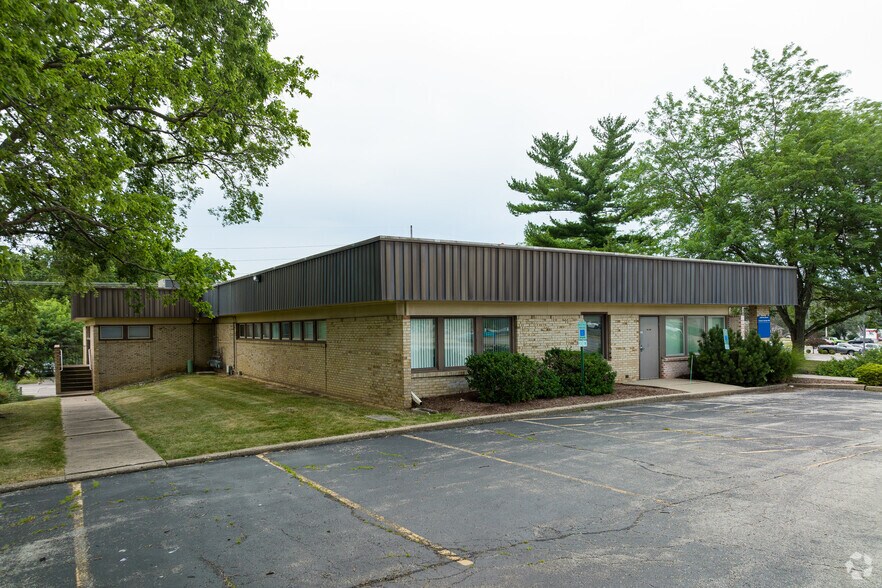 More Photos Of 2220 N Monroe St, Decatur Medical For Sale
