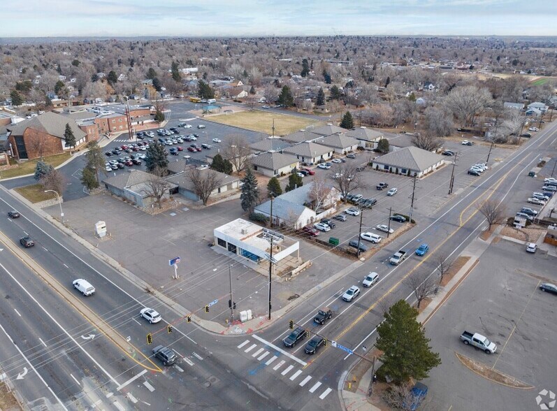 More Photos Of 2000 Wadsworth Blvd, Lakewood Freestanding For Lease