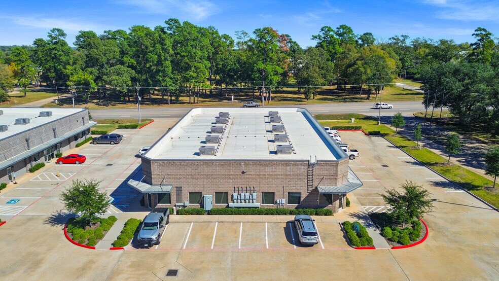 More Photos Of 2519 N Frazier Rd, Conroe Light Distribution For Sale